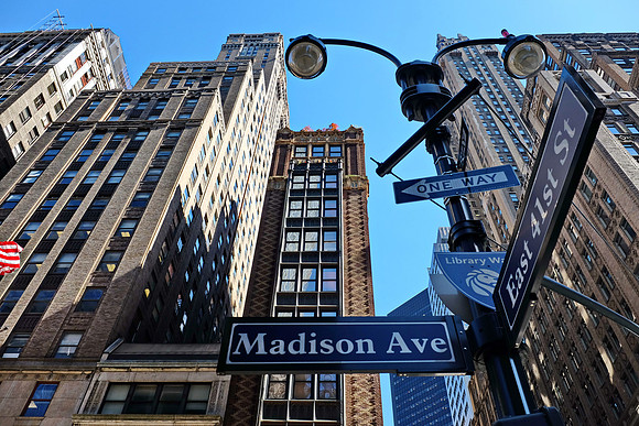 New York Madison Ave East 41st St