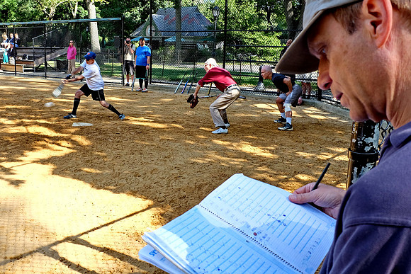 Baseballplayer in Centarl Park NYC